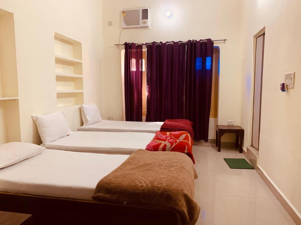 Vagabond Stay Hostel 바라나시 외부 사진