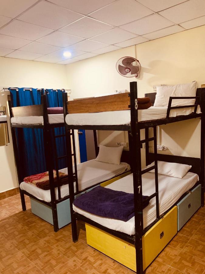 Vagabond Stay Hostel 바라나시 외부 사진