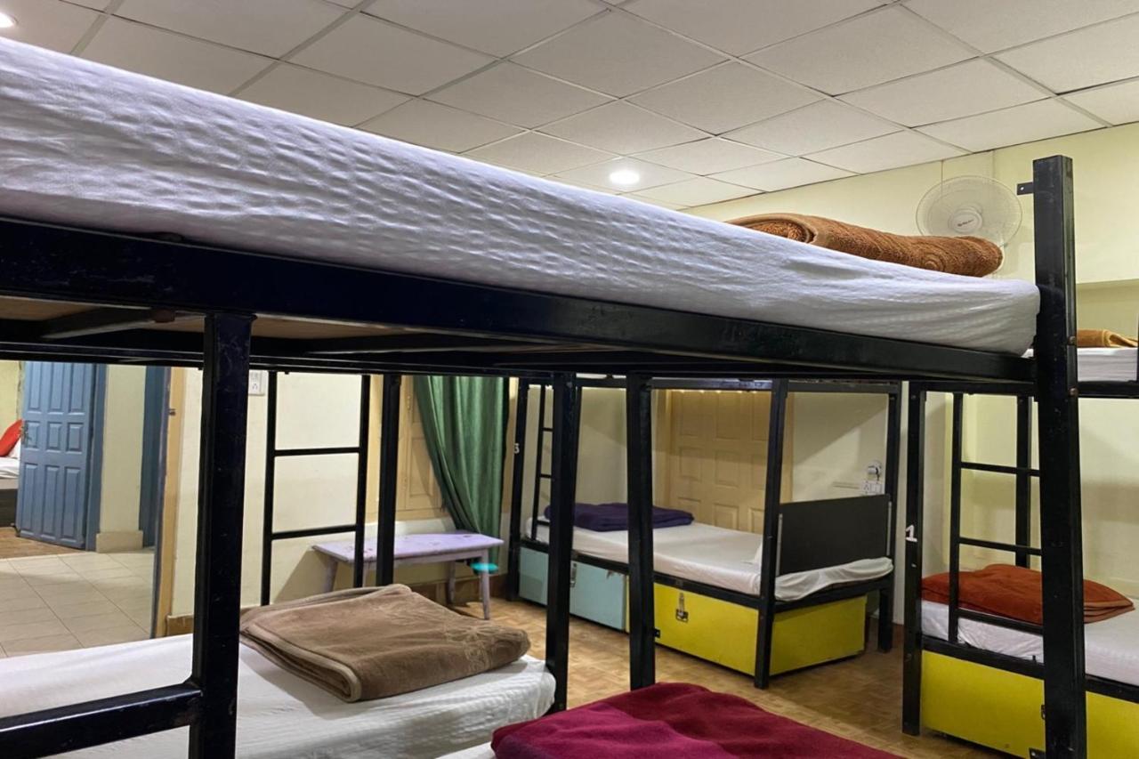 Vagabond Stay Hostel 바라나시 외부 사진