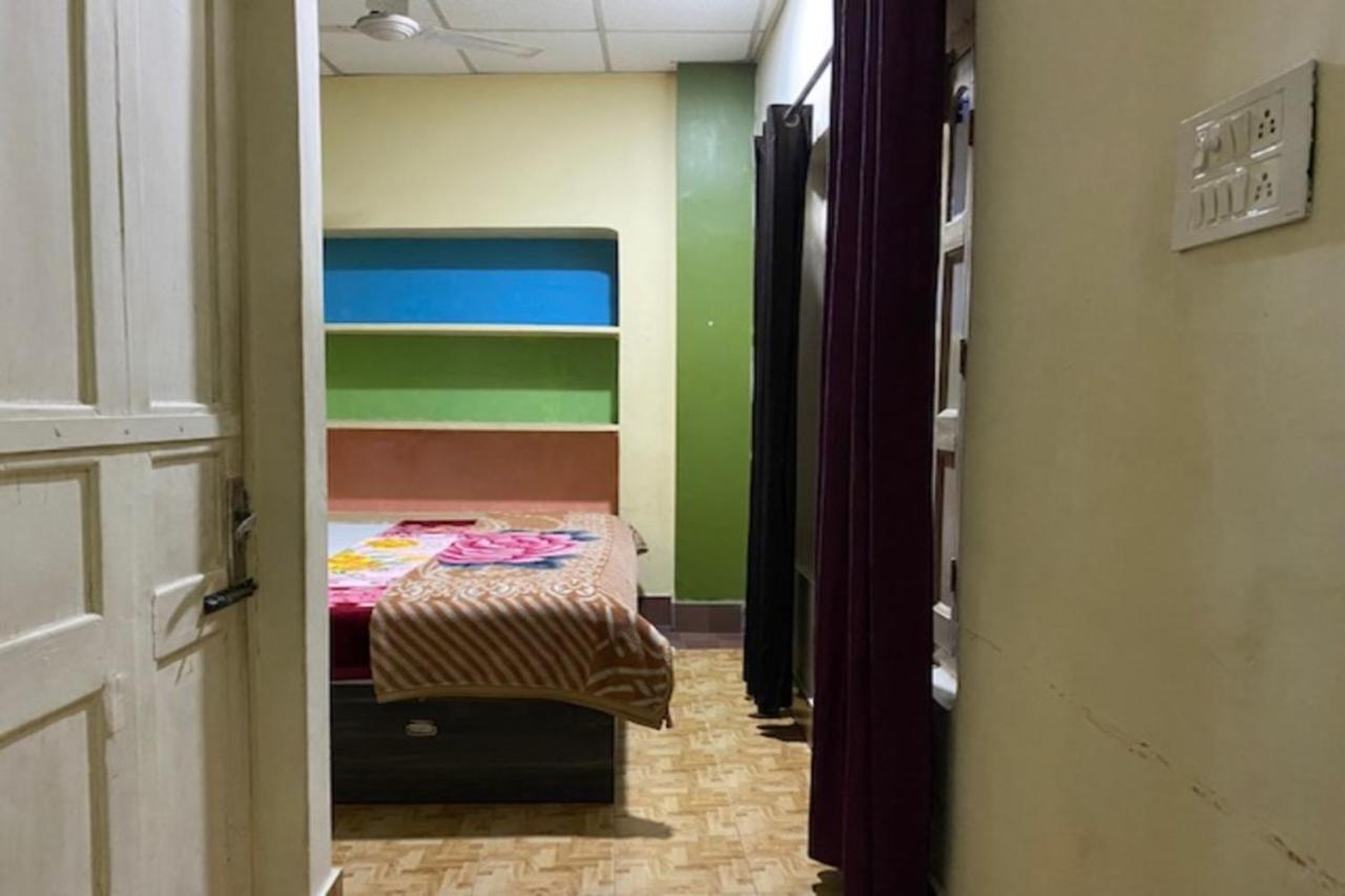 Vagabond Stay Hostel 바라나시 외부 사진