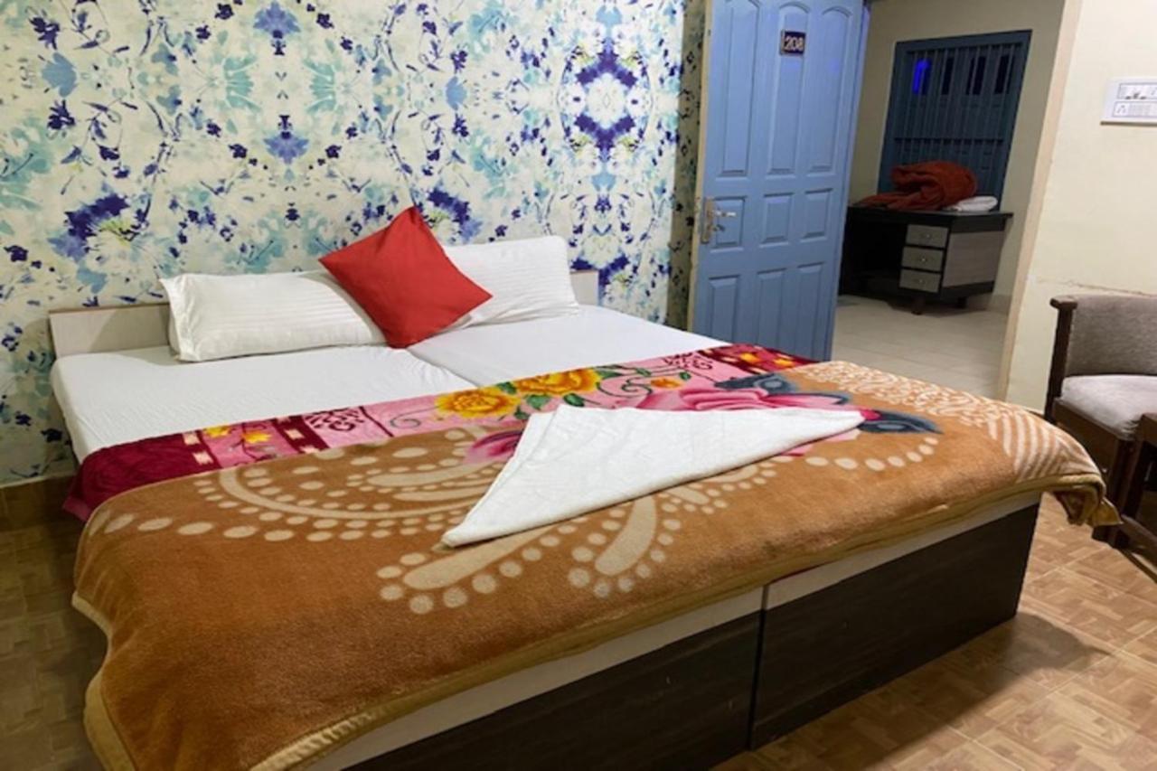 Vagabond Stay Hostel 바라나시 외부 사진