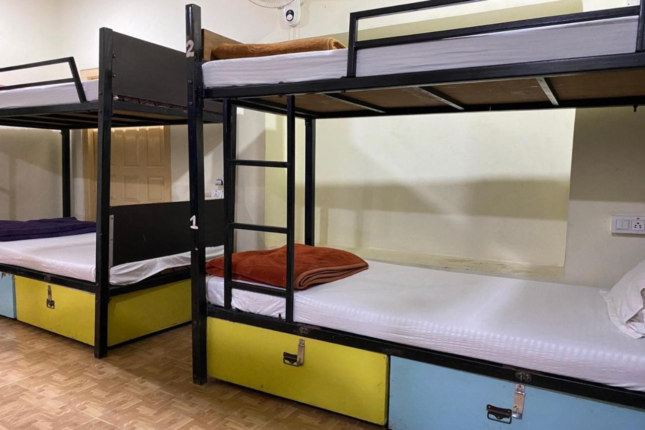 Vagabond Stay Hostel 바라나시 외부 사진
