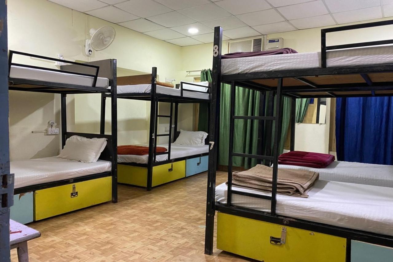 Vagabond Stay Hostel 바라나시 외부 사진