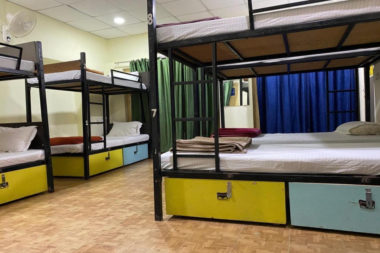 Vagabond Stay Hostel 바라나시 외부 사진