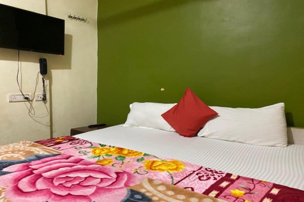 Vagabond Stay Hostel 바라나시 외부 사진